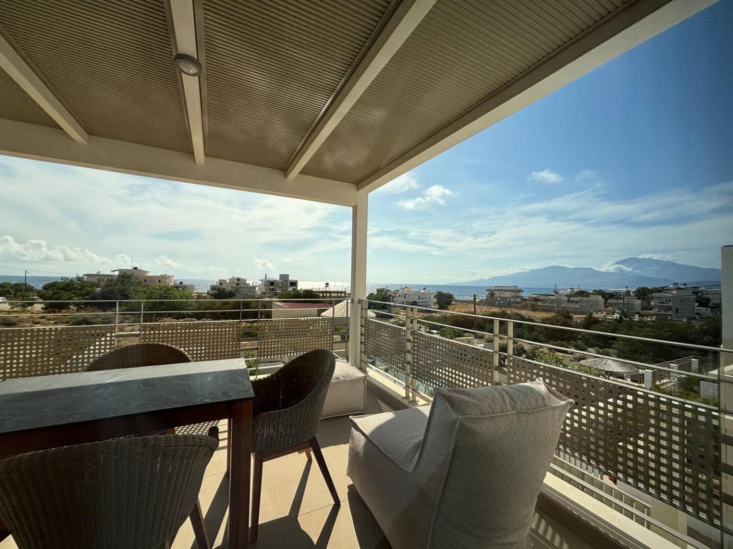 Ammokrinos Luxury Homes,150M From The Beach Kalamaki  Exterior foto